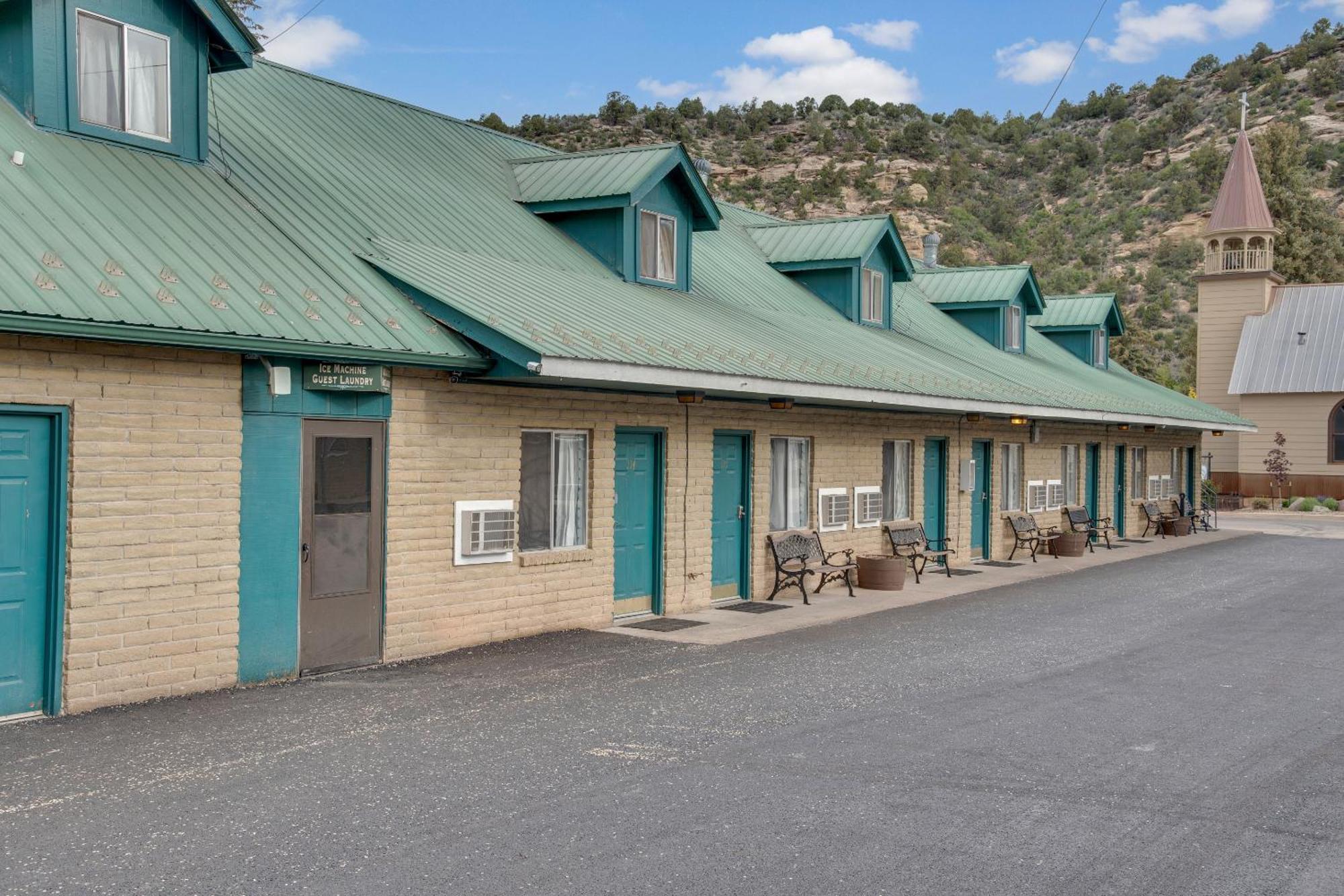 Dolores Mountain Inn Buitenkant foto
